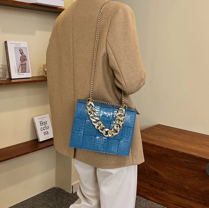 2022 Crocodile Stylish Small Handbags Women Luxury Purses Pillow Shape Pillow Shape Mini Shoulder Bag-meg BEST buys
