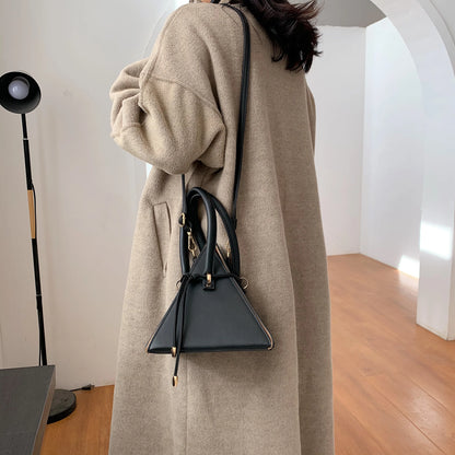 2021 New Designer Bags Famous Brand Triangle Shape chain bucket cross body bucket hand bags women handbags-meg BEST buys