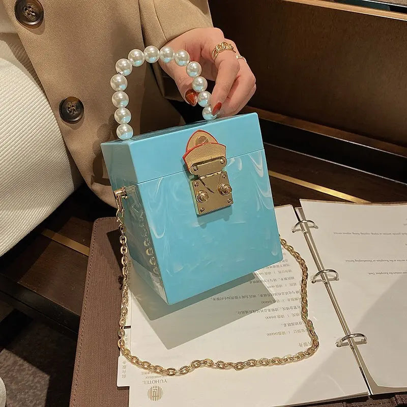 Drop Shipping Retro dinner box patent leather bag female mini pearl portable cosmetic bag casual box handbag tide shoulder bag-meg BEST buys