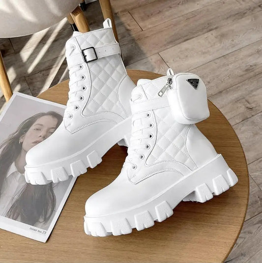 Thick-soled wallet women's boots winter new patent leather women's boots lace up motorcycle boots-meg BEST buys